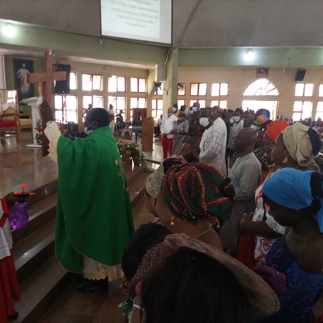 thanksgiving gift presentation